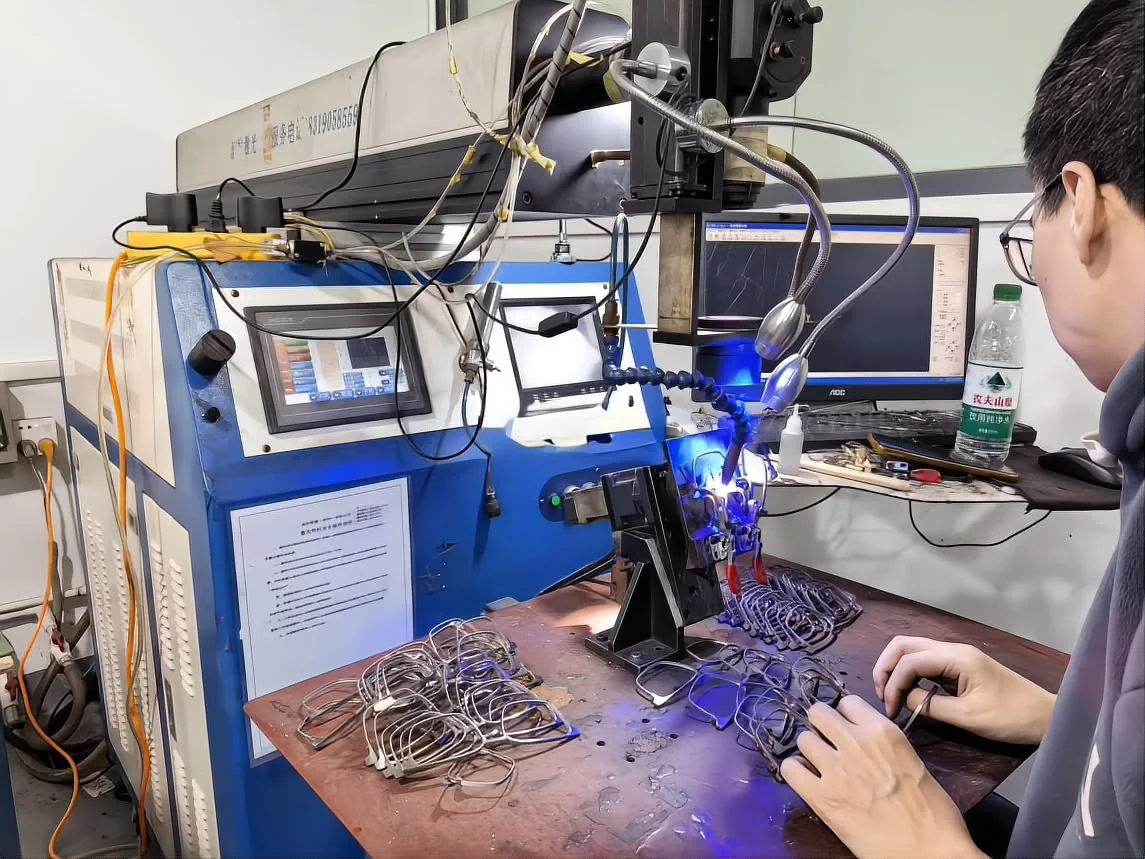 Close view of an eyewear frame processing workstation